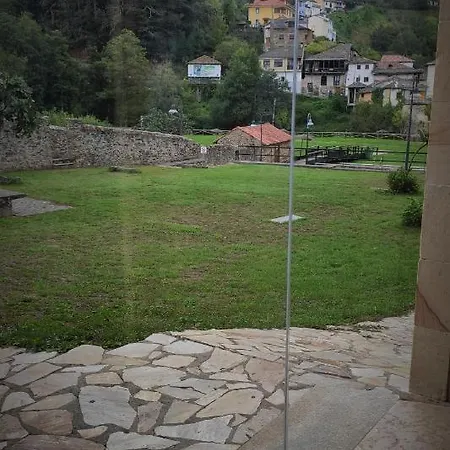Prao Del Molin Cangas De Narcea